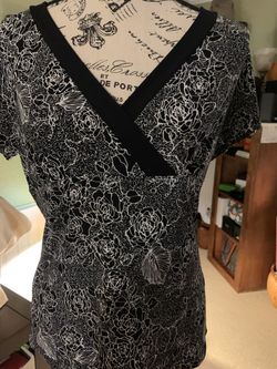 New With Tag Ladies Blouse