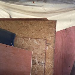 Lumber 12 Sheets, OSB, 1/2 inch by 4 x 8 NEW paid 17 each will sell for $12 each or all 12 for $120.  
