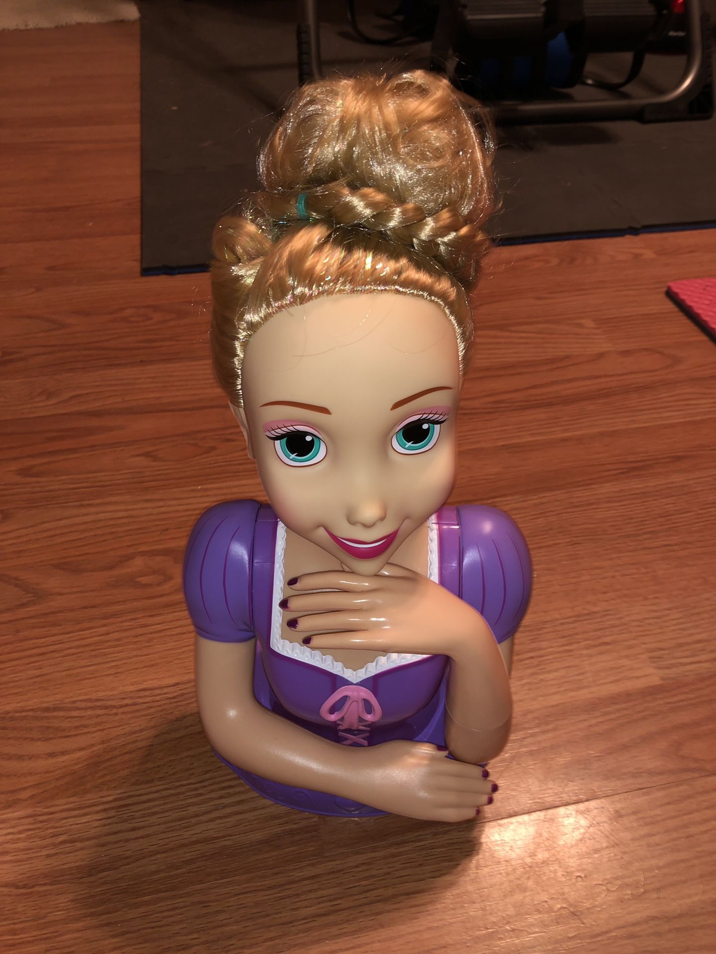 Disney Deluxe Rapunzel Styling Head