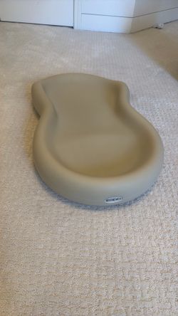 Keekaroo Peanut Changing Pad