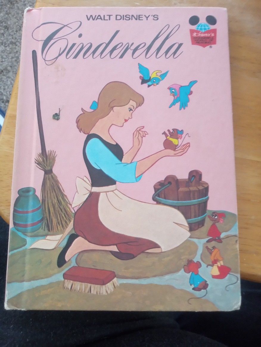 Wonderful World Of Reading - Cinderella Book