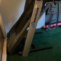 Treadmill Free