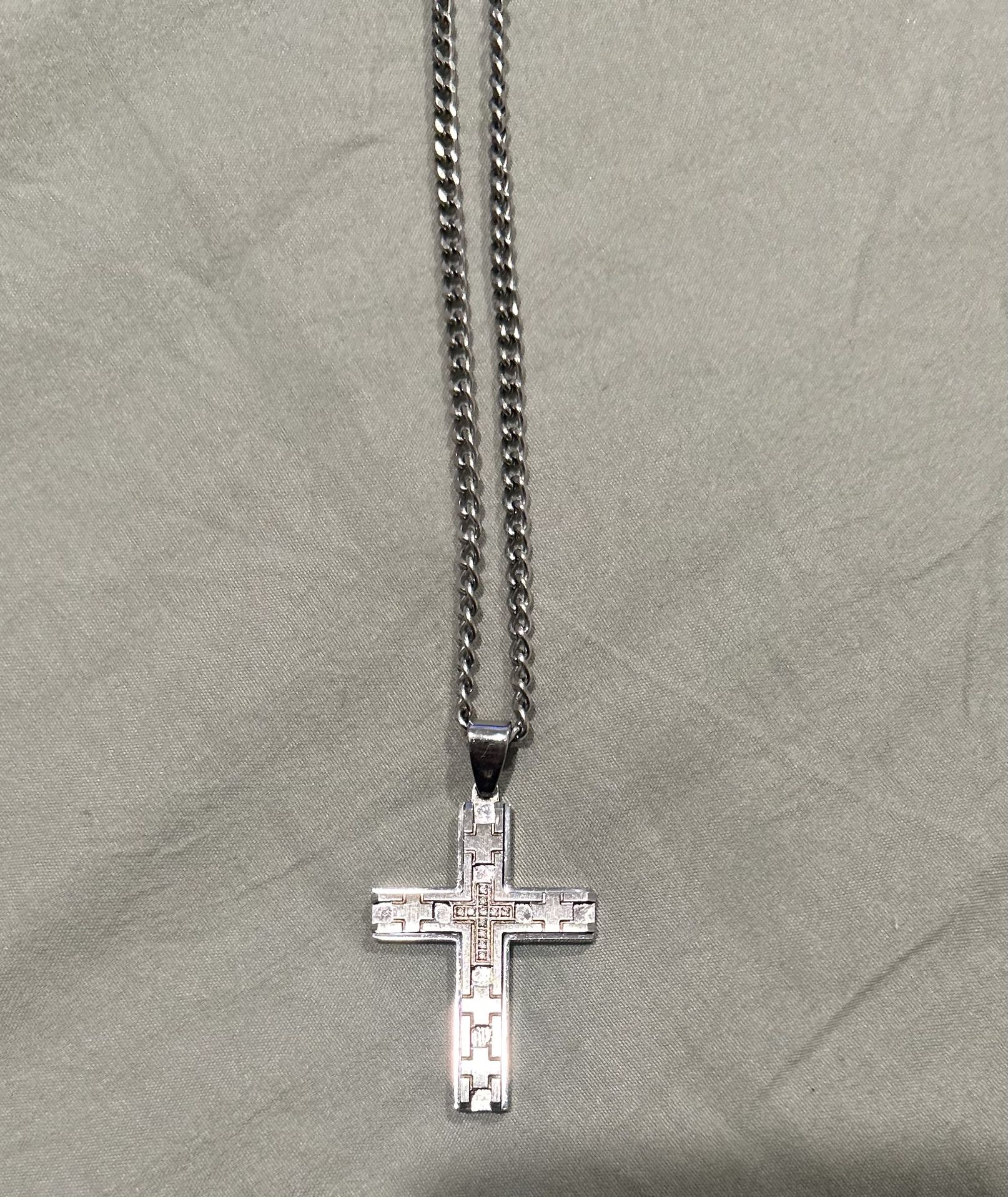 Men’s Cross Chain