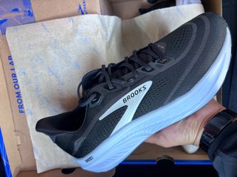 Running shoe
