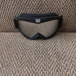 MOTORCYCLE GOGGLES.  MIRROR LENS.  ADJUSTABLE. STRAP.  NEW.  PICKUP ONLY.