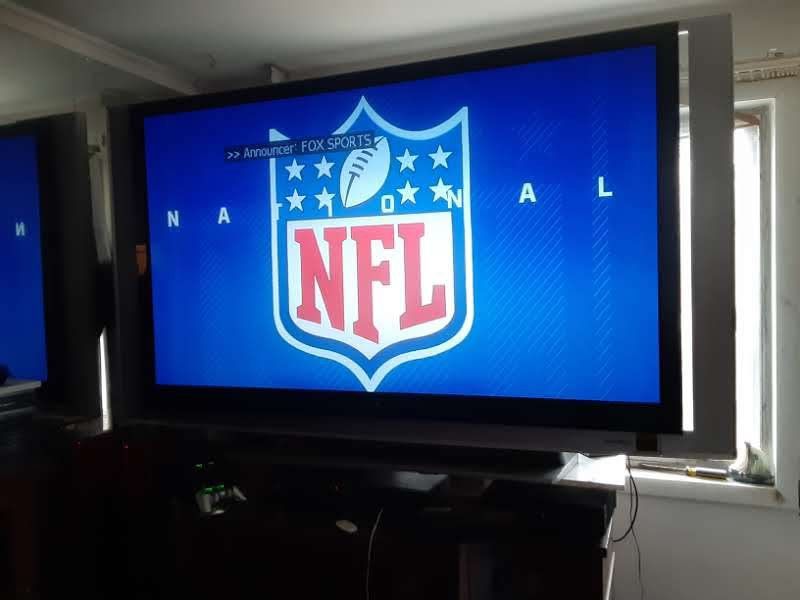 70 INCH SONY 1080P DIGITAL LASER PROJECTION TV WITH ROKU REMOTE CONTROL $300 FINAL PRICE 