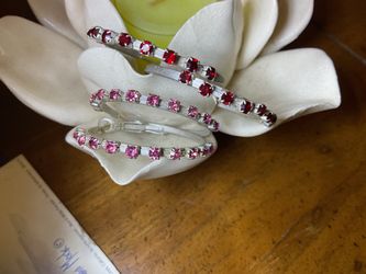 VTG 2 BANGLES/2 PRONGSET SET RHINESTONE HOOPS