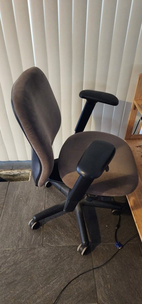 Office Chair Shelf And Screen