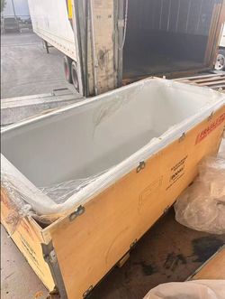B0046. 59" L x 27-3/4" W Luxury Contemporary Solid Surface Stone Resin Freestanding Bathtub in Matte White