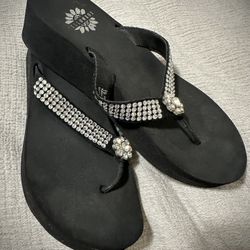 WEDGE FLIP-FLOPS