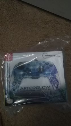 Nintendo switch afterglow wired controller with leds inside