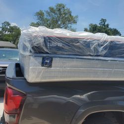 king size new thick pillow top bed can deliver 