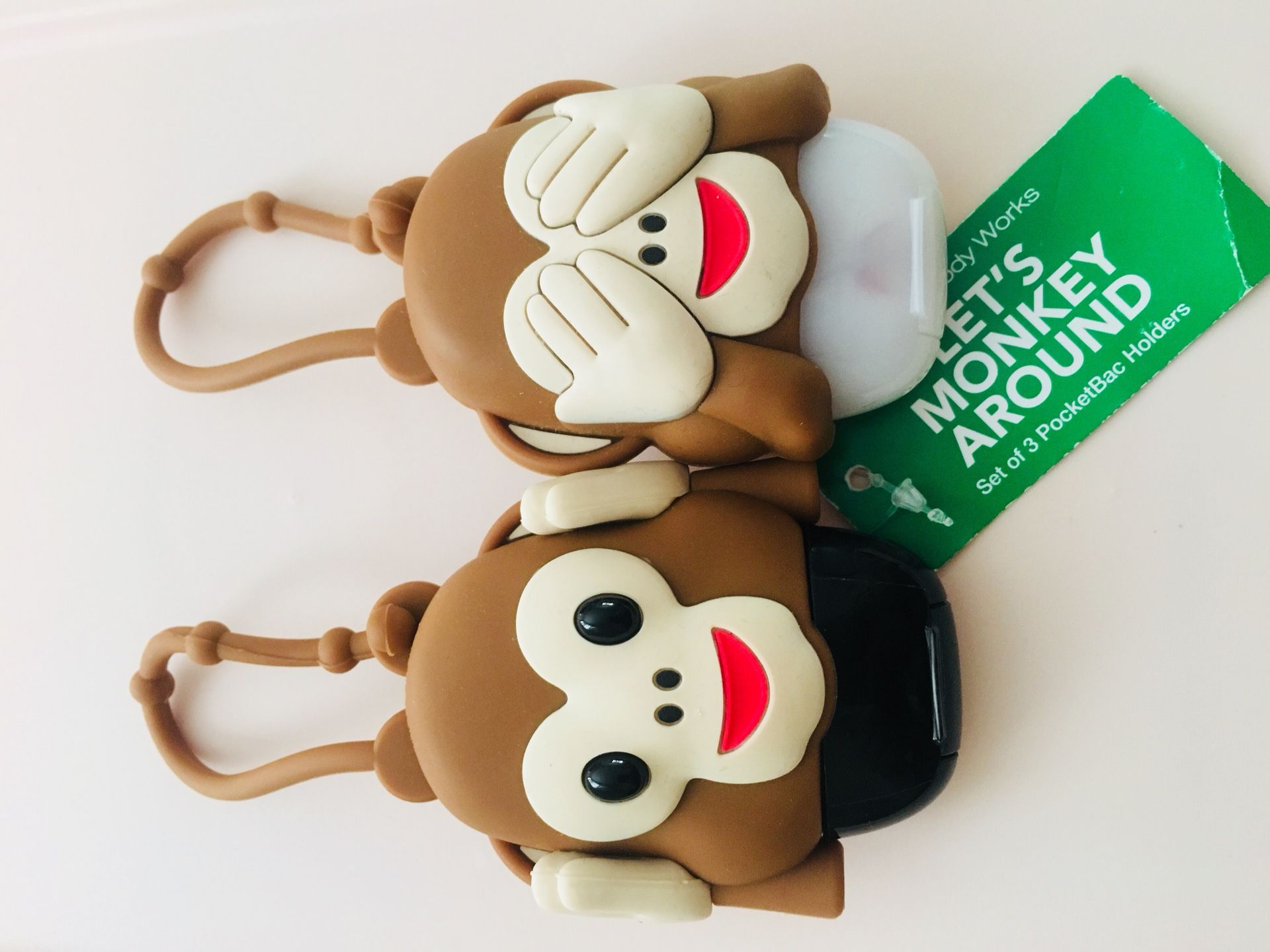 New! Bath & body works 💕super cute🙉LET’S MONKEY AROUND🙈 Pocketbac holder💕 $12 for both or $7 each