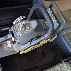 Gas Powered Chain Saw 18 Inch