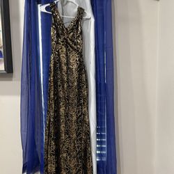 Prom dress fit to small & medium Pick up Donna