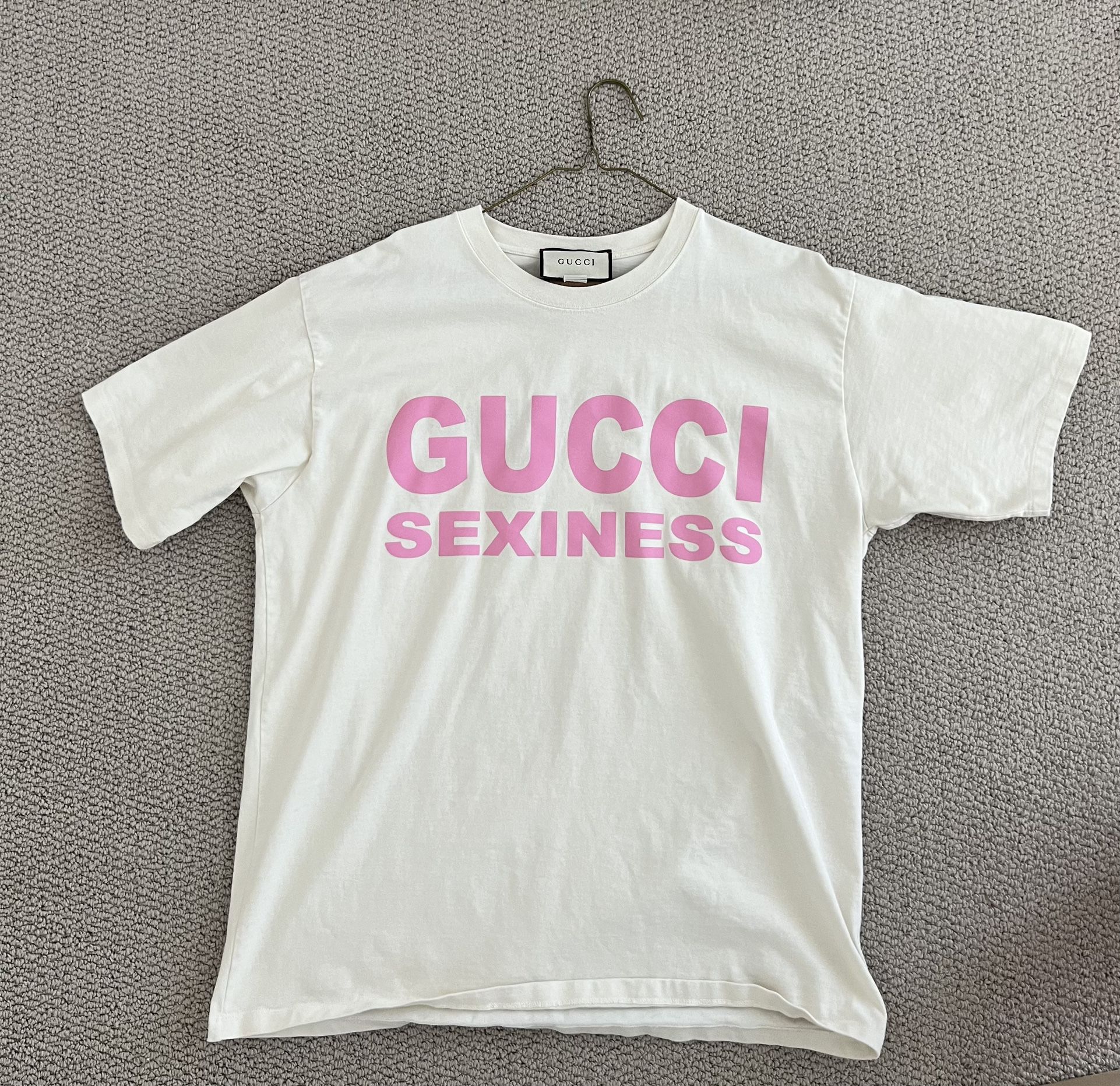 GUCCI Sexiness Oversize T-shirt Size Medium