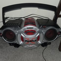 Sony xplode Boombox Cd/mp3/cassete/aux