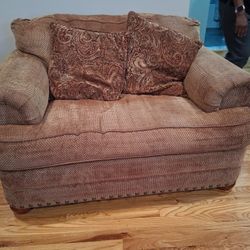   Living Room Set (Sofa & Love Seat)