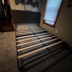 Queen Platform Bedframe