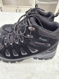 Men’s propet waterproof hiking shoes