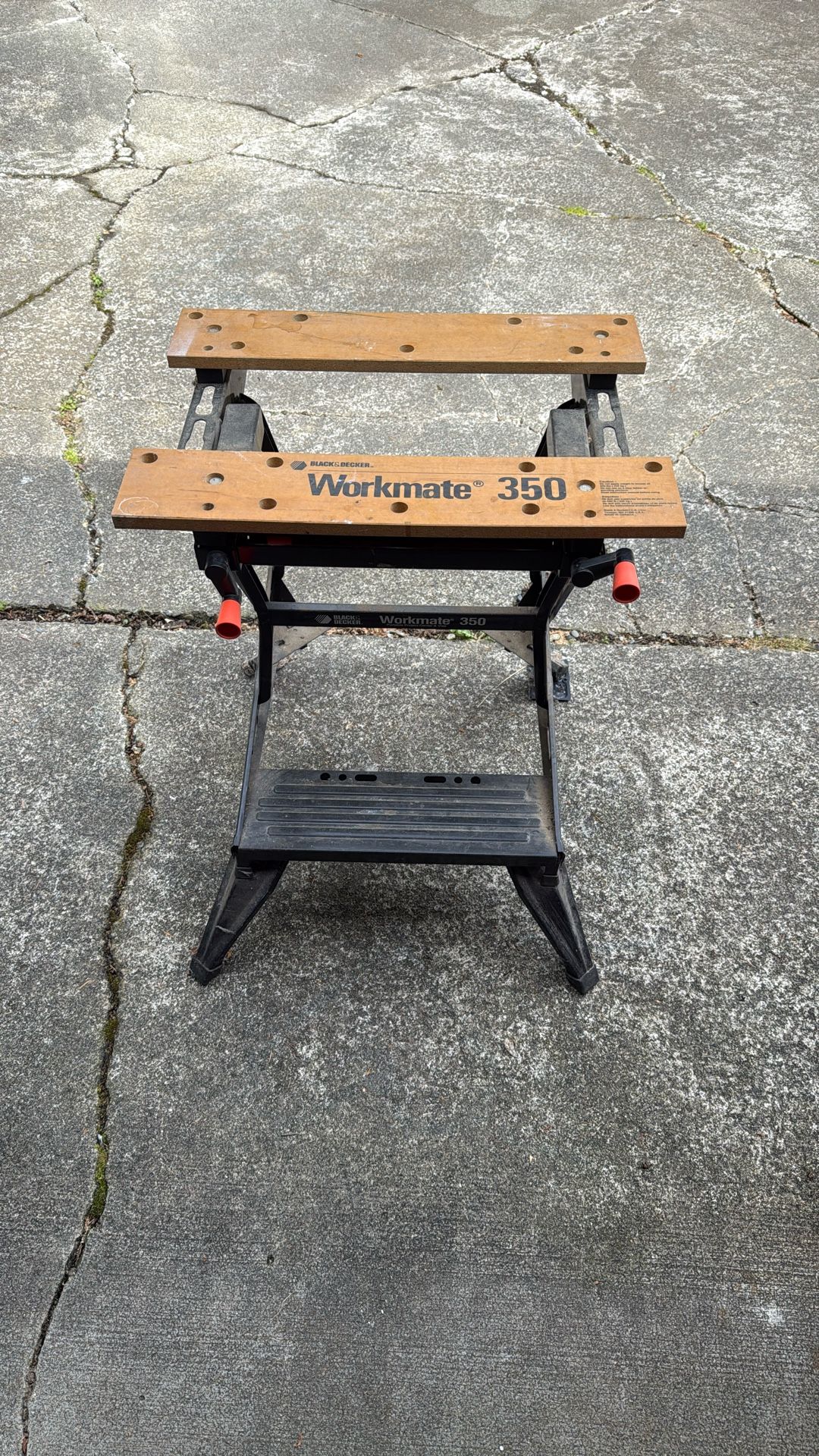 Adjustable Work Bench