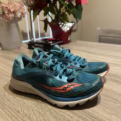 Women’s Saucony Running Shoes Size 8
