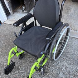 Heilo a6 Wheelchair 