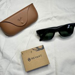 Meta Ray Ban Smart Glasses