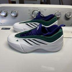 Adidas Dame Basketball Shoes New Size 11