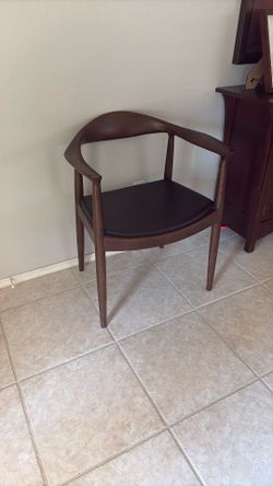 Modern Wishbone Accent Chair - Wood and Leather