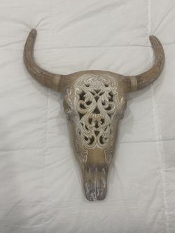 Cow skull head wall decor 