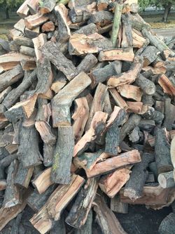Almond firewood for Sale in Chowchilla, CA - OfferUp