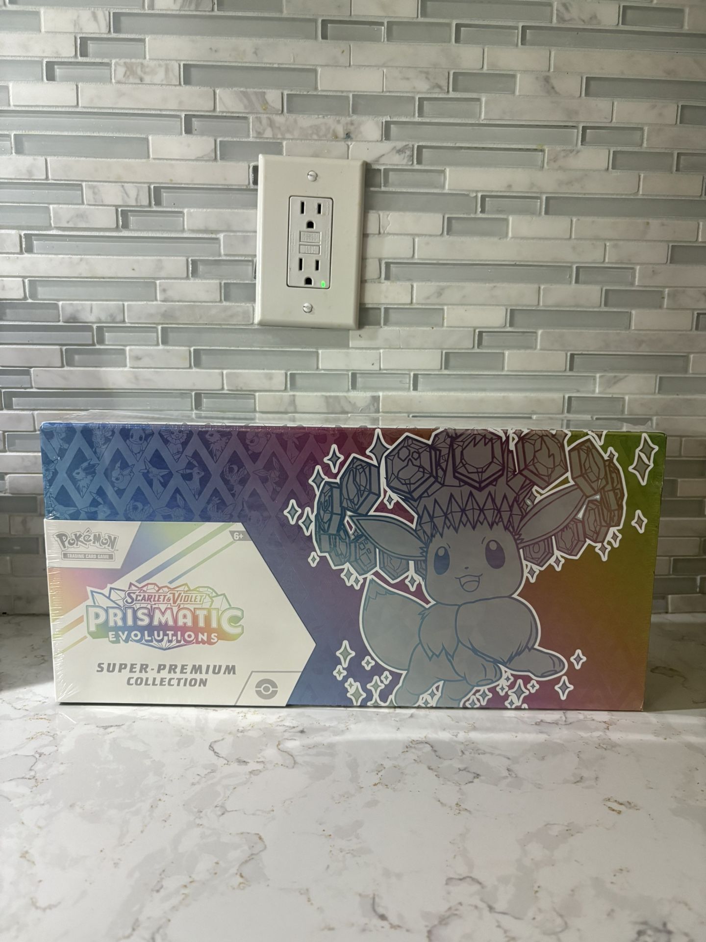 pokemon trading card game premium collection Pokémon TCG: 151: Blooming Waters Premium Collection main image 1