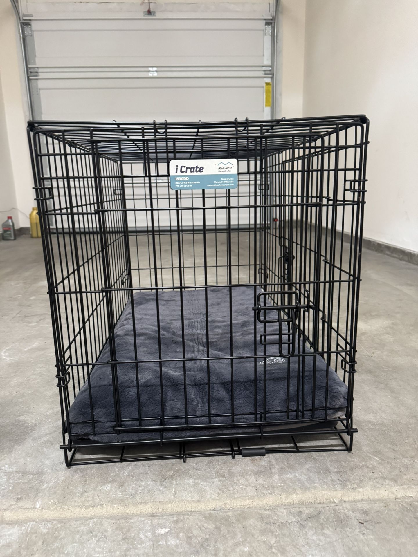 Medium iCrate with Double Doors