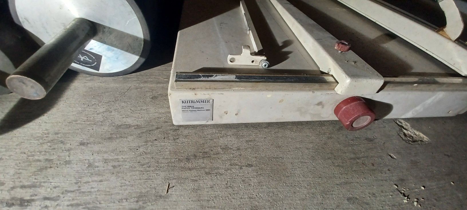 Kutrimmer And Rubber Stamp Paint Roller