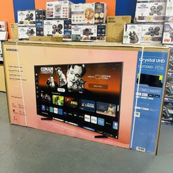 85” Samsung Crystal DU7200 4K UHD Smart Tv
