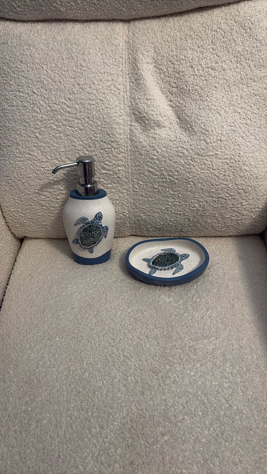 Turtle Design Hand Soap/lotion and Soap tray