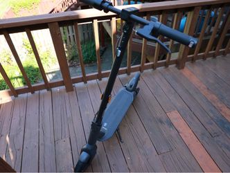 Segway Ninebot MAX Electric Scooter – New in Box