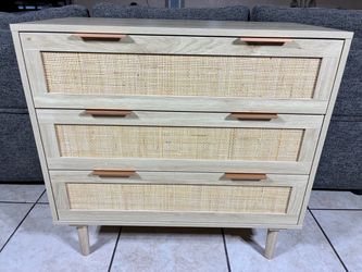 Tan 3-Drawer Dresser