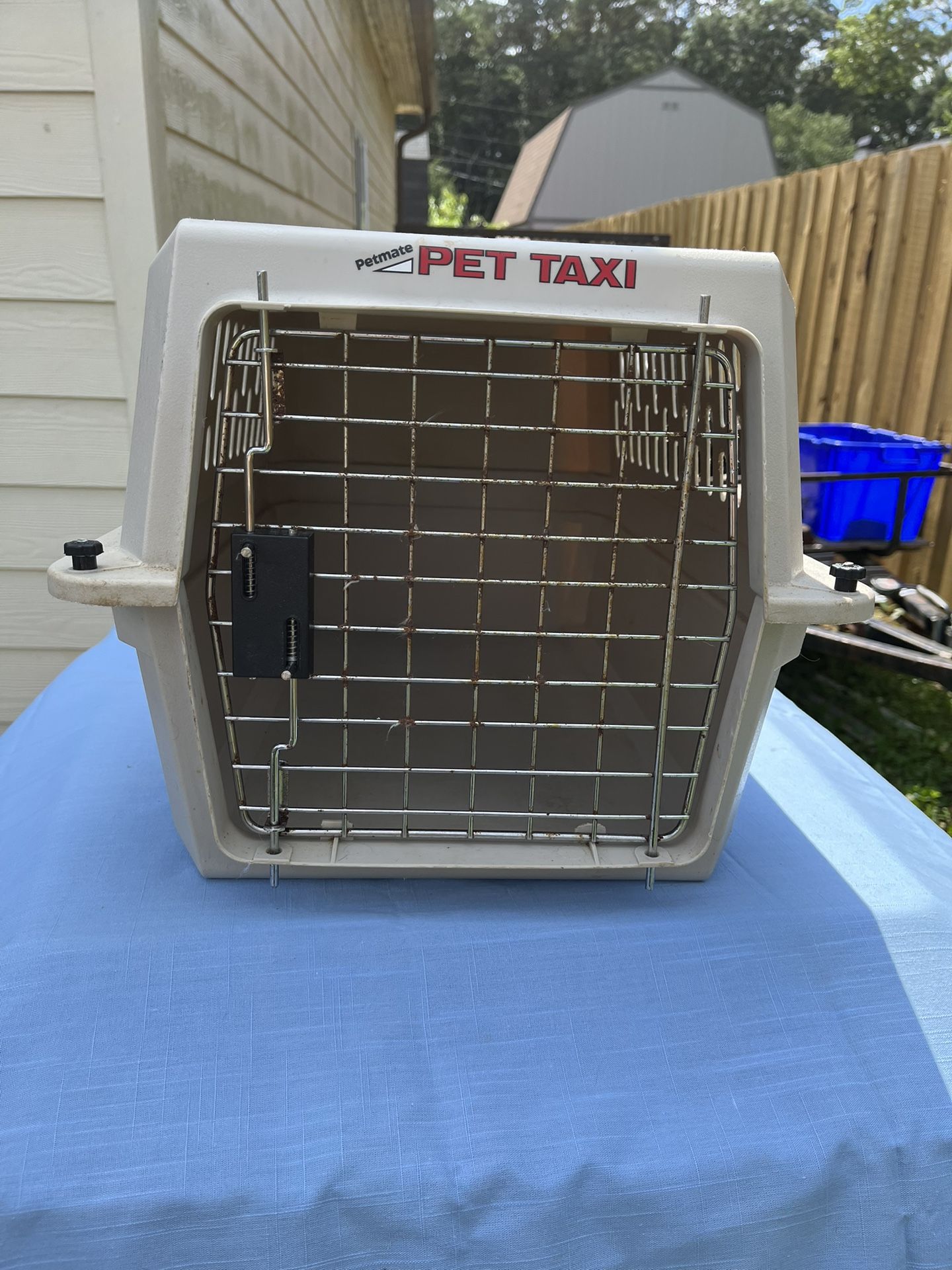 Pet Mate Pet Taxi Small Dog Crate