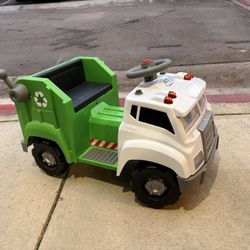 Rideable Garbage Truck