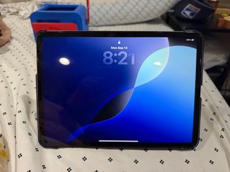 Apple iPad Pro 11” 2nd Gen 128GB WiFi + Cellular – Space Gray