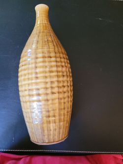 Vintage Mid-Century Art Pottery Vase – Honey Brown Textured Ceramic 10in tall