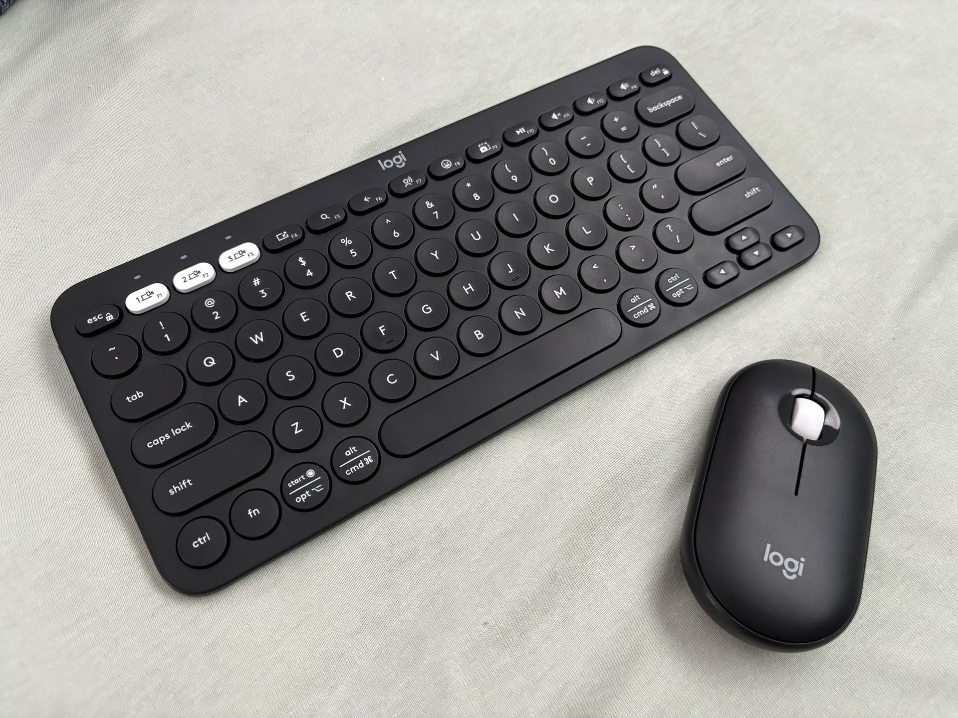 Logitech Pebble 2 Keyboard And Mouse Combo