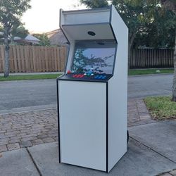 Classic arcade video game with 9800 Built In Games