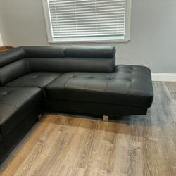 Zane Black Micro Right Chaise Sectional