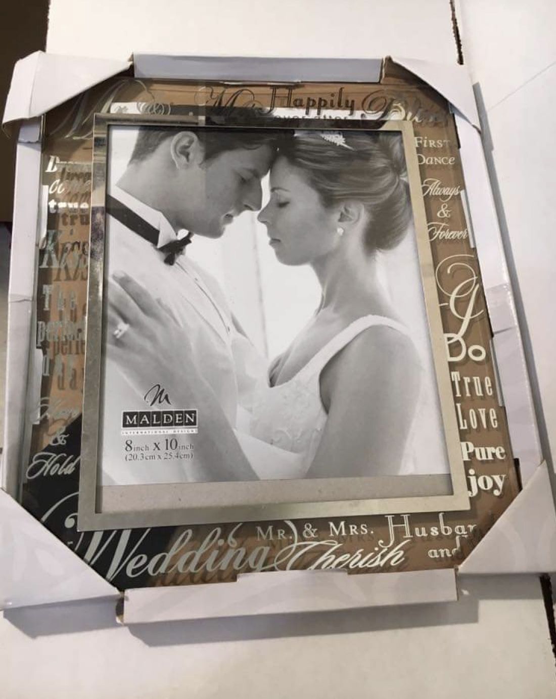 Malden Glass Floater Picture Frame for 8x10 Wedding Photo Happily Ever After