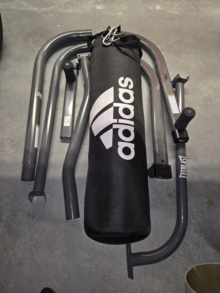 💥 Adidas Heavy Bag — Like New, High-Quality Training Gear 💥