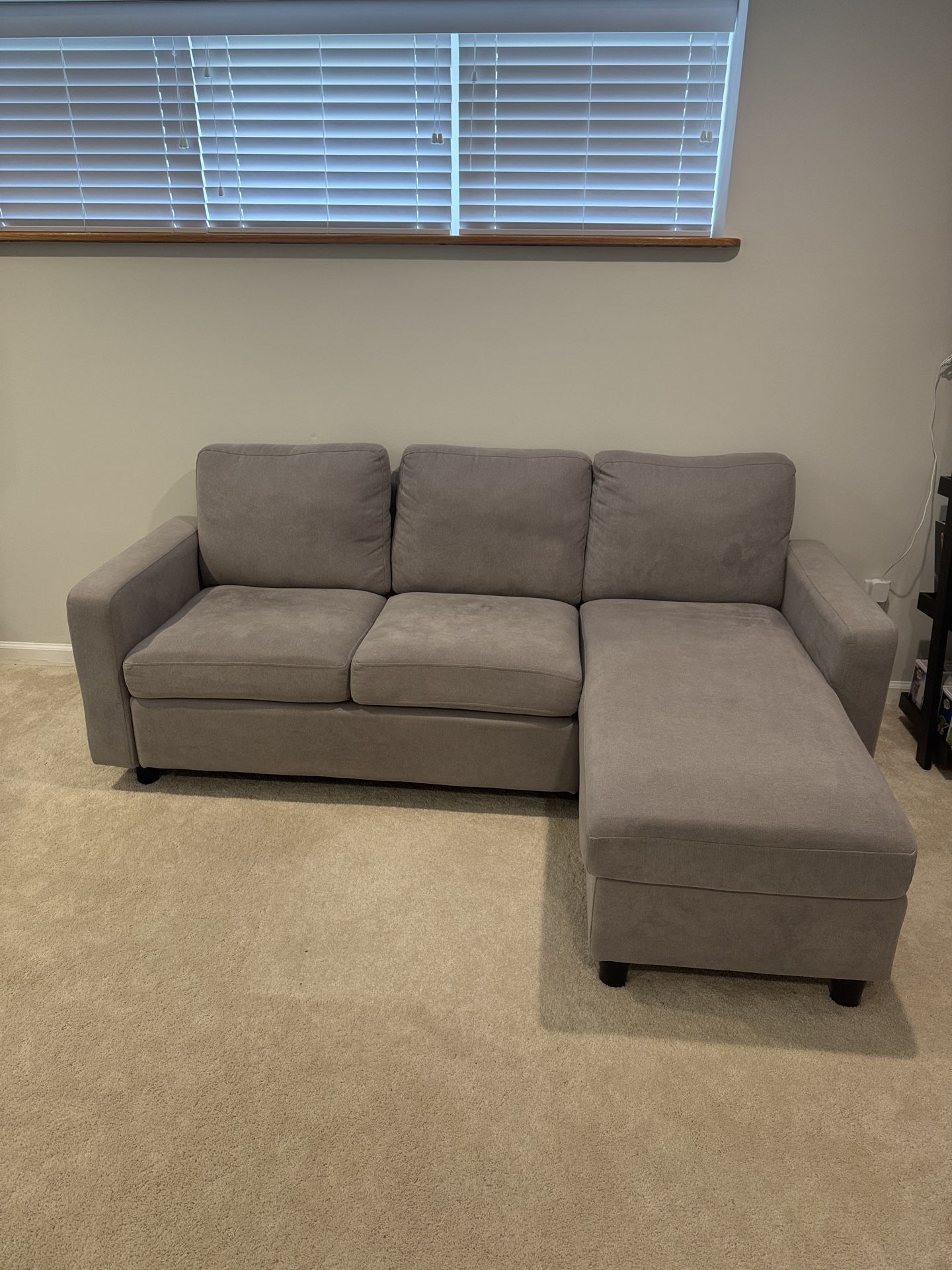 Campbelltown 2-Piece Upholstered Sectional Couch - Light Grey