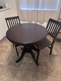 Dining table, 2 chairs